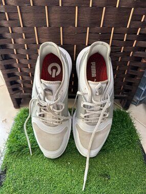 Puma sneakers off-white gray second-hand